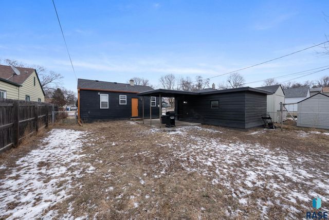 517 S Lyndale Ave Avenue, Sioux Falls, SD 57110