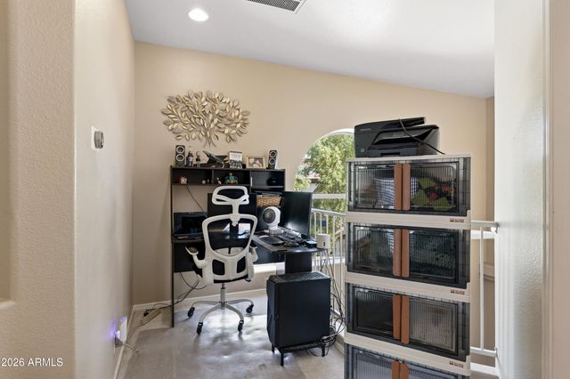 5044 E SIESTA Drive 3, Phoenix, AZ 85044