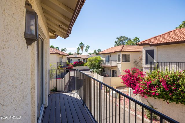 5044 E SIESTA Drive 3, Phoenix, AZ 85044