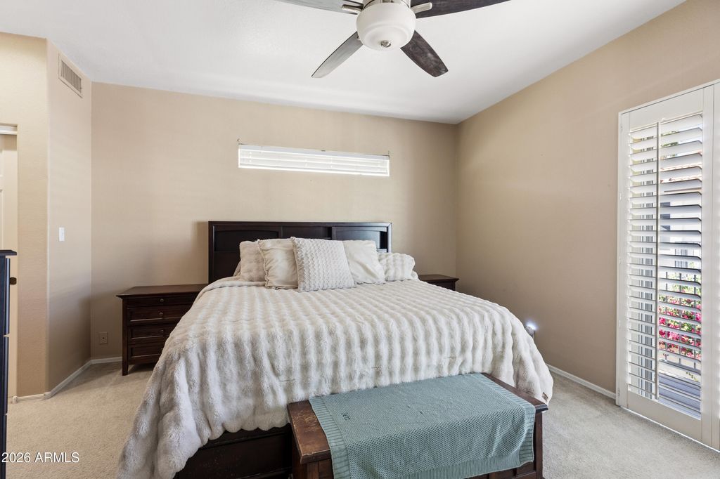 Image 18 of property listing at 5044 E SIESTA Drive 3, Phoenix, AZ 85044