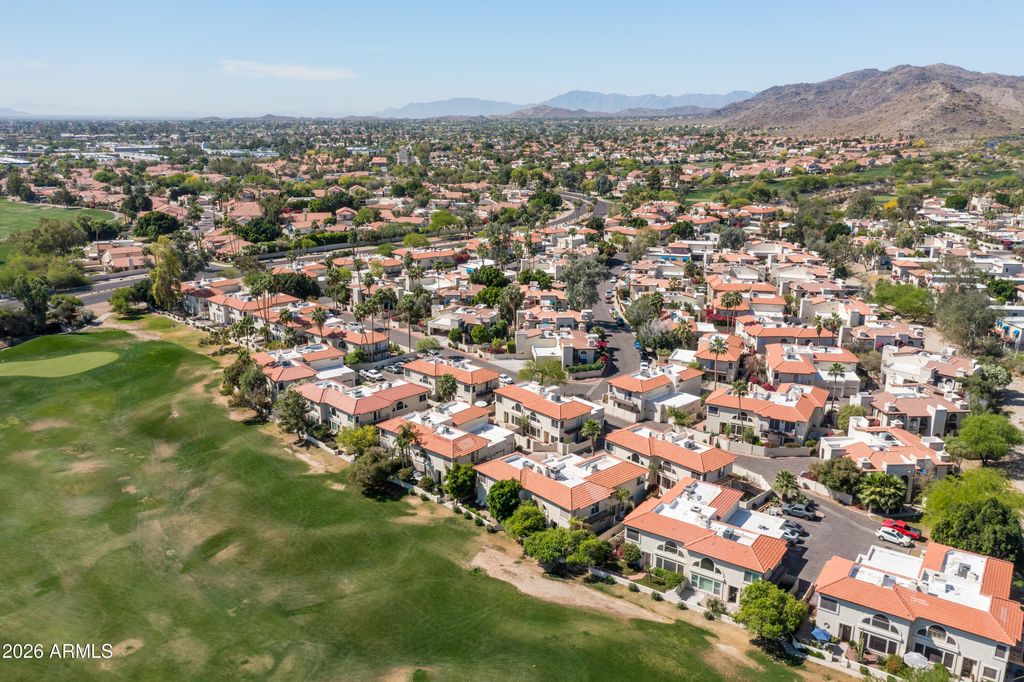 Image 33 of property listing at 5044 E SIESTA Drive 3, Phoenix, AZ 85044