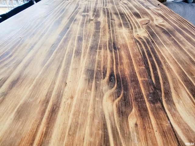 595 WEST Street, Louisville, IL 62858