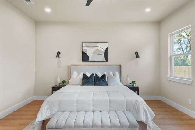 8914 Wadlington Avenue, Dallas, TX 75217