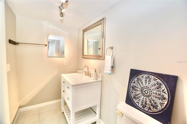 14540 DIPLOMAT DRIVE, Tampa, FL 33613