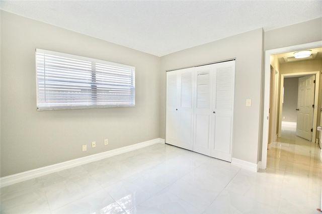 14540 DIPLOMAT DRIVE, Tampa, FL 33613