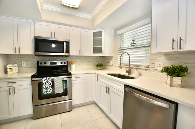 14540 DIPLOMAT DRIVE, Tampa, FL 33613