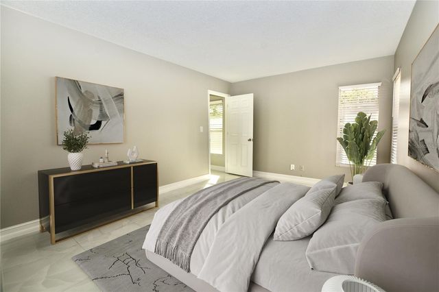 14540 DIPLOMAT DRIVE, Tampa, FL 33613