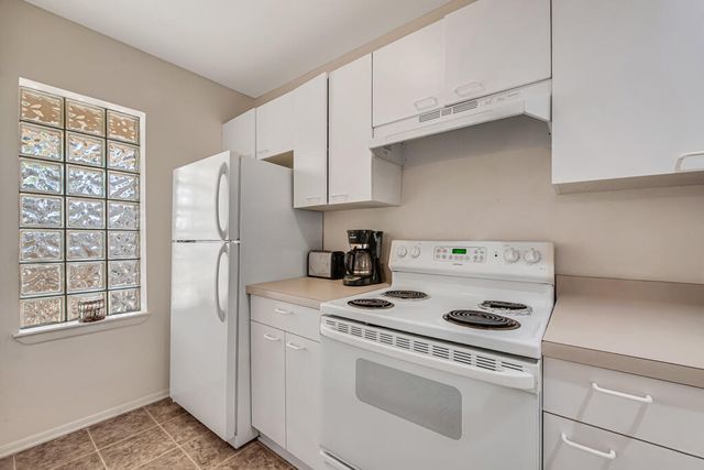 4783 Via Palm Lakes 121, West Palm Beach, FL 33417