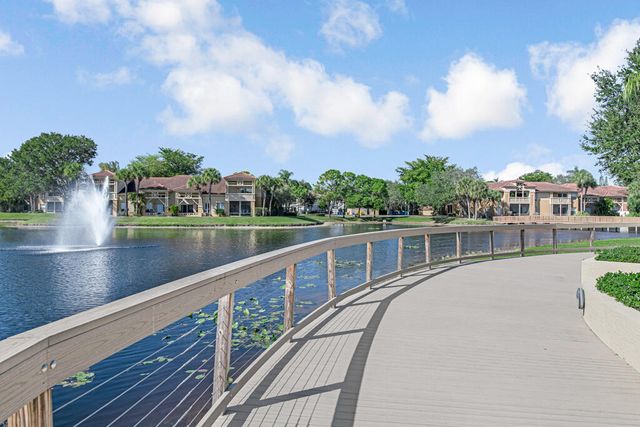 4783 Via Palm Lakes 121, West Palm Beach, FL 33417