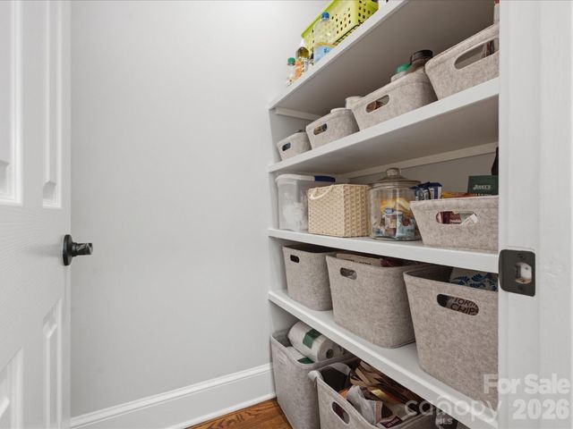 8916 Abrell Walk Court, Charlotte, NC 28226