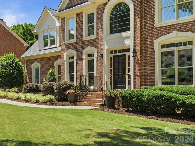 8916 Abrell Walk Court, Charlotte, NC 28226