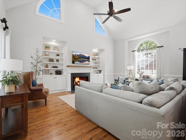 8916 Abrell Walk Court, Charlotte, NC 28226