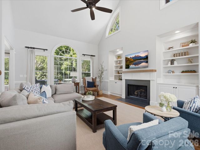 8916 Abrell Walk Court, Charlotte, NC 28226