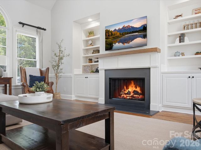 8916 Abrell Walk Court, Charlotte, NC 28226