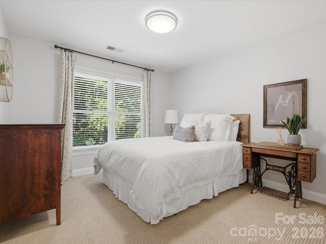 8916 Abrell Walk Court, Charlotte, NC 28226