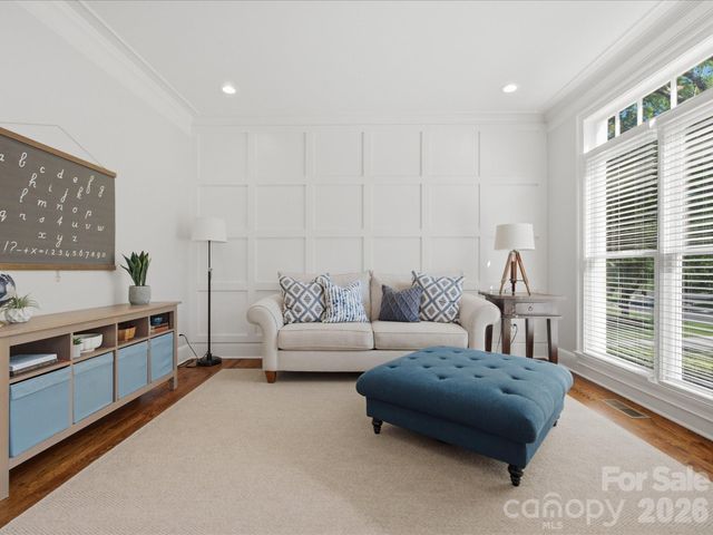 8916 Abrell Walk Court, Charlotte, NC 28226