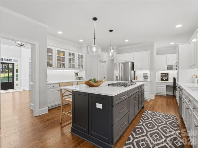 8916 Abrell Walk Court, Charlotte, NC 28226