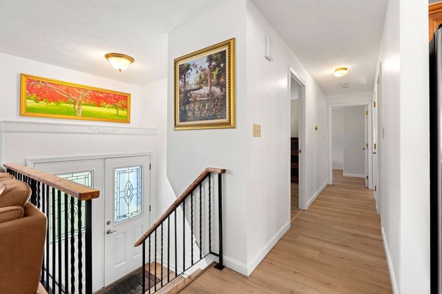 281 Beech St, Tewksbury, MA 01876