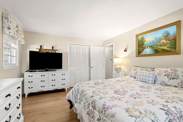 281 Beech St, Tewksbury, MA 01876