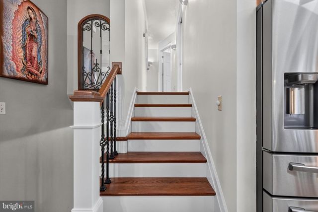 240 MATTHEW DR, New Oxford, PA 17350