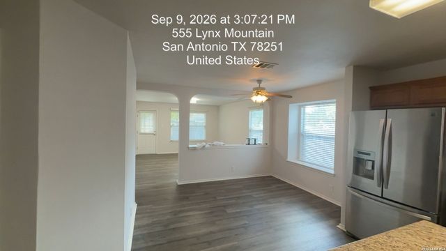 551 LYNX MTN, San Antonio, TX 78251