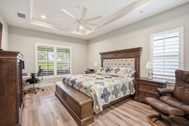 5131 SOUTHERN VALLEY LOOP, Brooksville, FL 34601