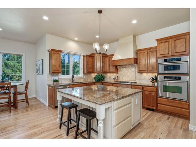 2703 Treasure Cove Rd, Fort Collins, CO 80524