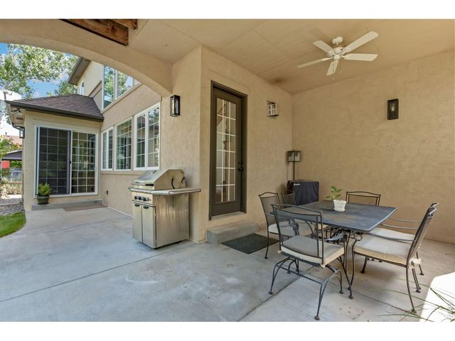 2703 Treasure Cove Rd, Fort Collins, CO 80524