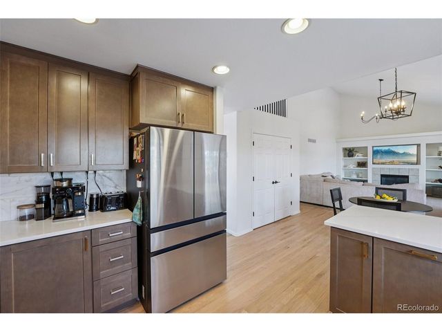 6101 S Shawnee St, Aurora, CO 80015