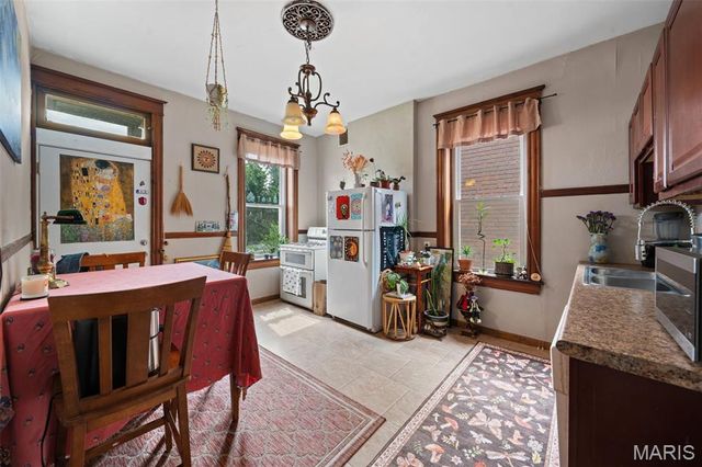 3630 Bamberger Avenue, St Louis, MO 63116