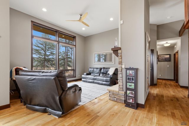 2750 GOLD CREEK PL, Rapid City, SD 57702