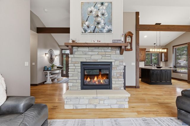 2750 GOLD CREEK PL, Rapid City, SD 57702