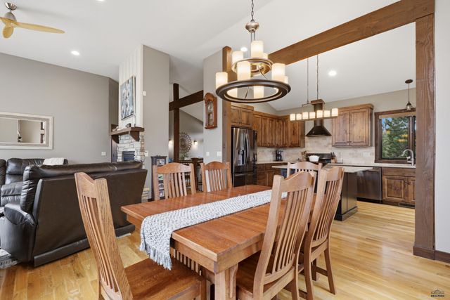 2750 GOLD CREEK PL, Rapid City, SD 57702