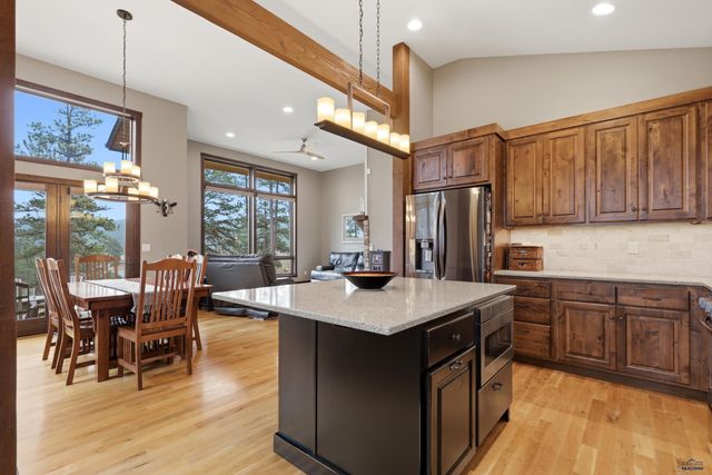 2750 GOLD CREEK PL, Rapid City, SD 57702