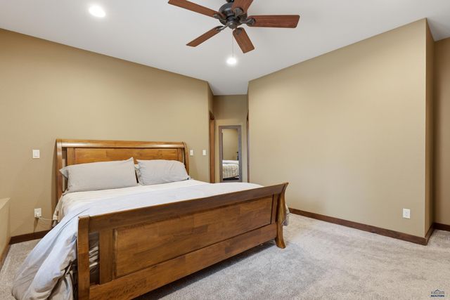 2750 GOLD CREEK PL, Rapid City, SD 57702