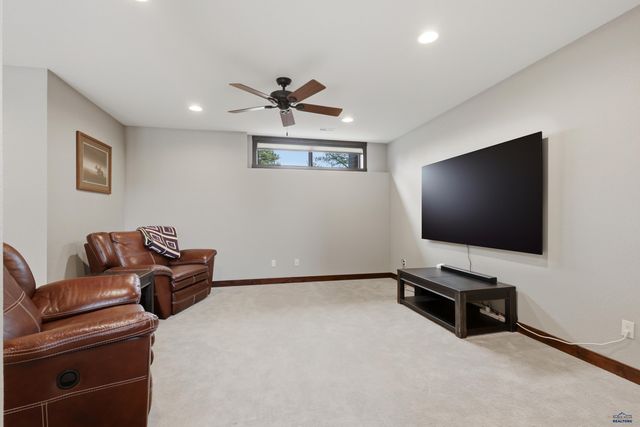 2750 GOLD CREEK PL, Rapid City, SD 57702