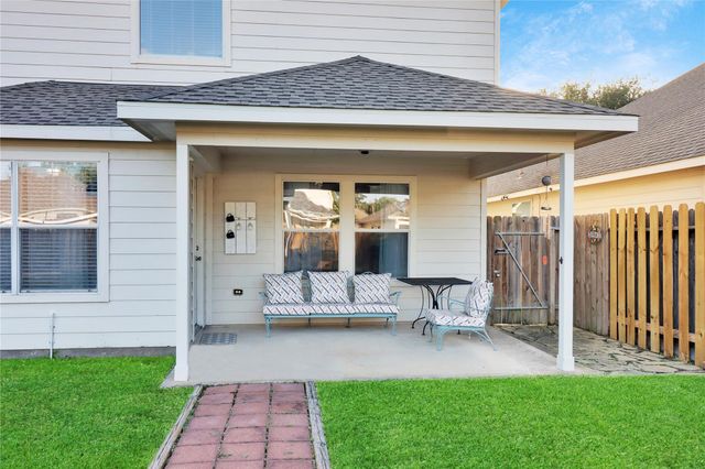 21618 Falvel Lake Drive, Spring, TX 77388