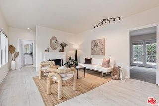 215 Entrada Drive, Santa Monica, CA 90402