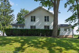 11374 Lahring Road, Argentine Township, MI 48418