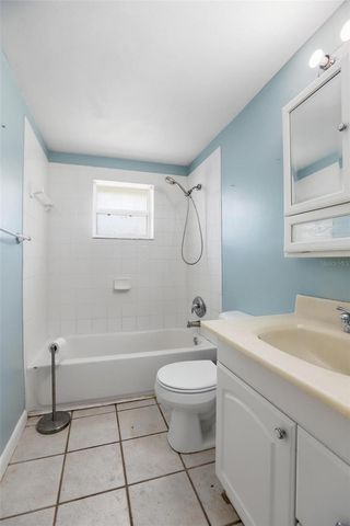 810 S MASSACHUSETTS AVENUE, Deland, FL 32724
