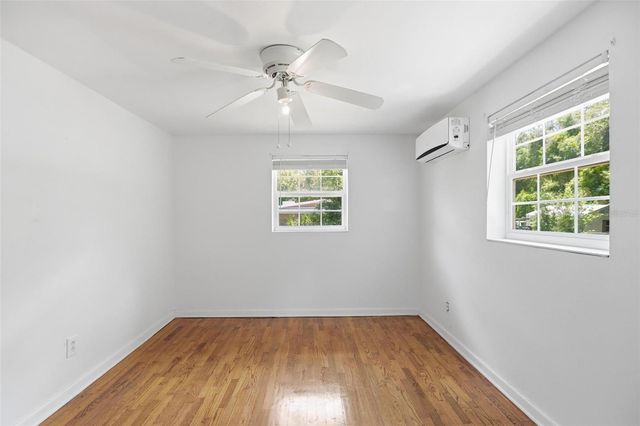 810 S MASSACHUSETTS AVENUE, Deland, FL 32724