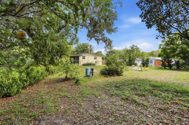 810 S MASSACHUSETTS AVENUE, Deland, FL 32724