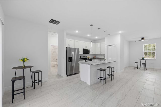 1985 W Corrine Street, Dunnellon, FL 34434