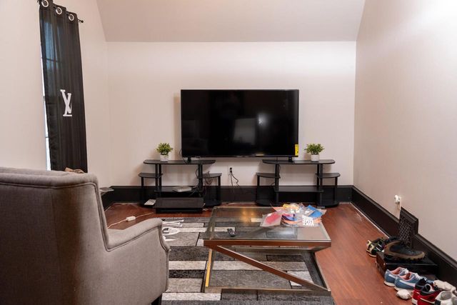 2556 N 35th STREET #2556A, Milwaukee, WI 53210