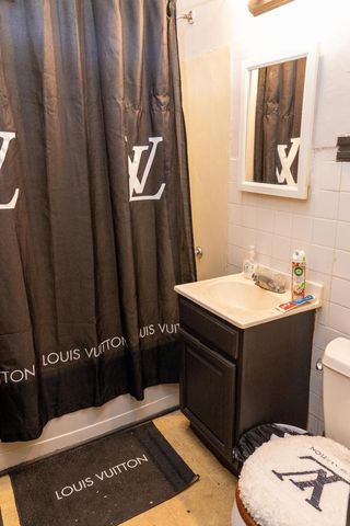 2556 N 35th STREET #2556A, Milwaukee, WI 53210