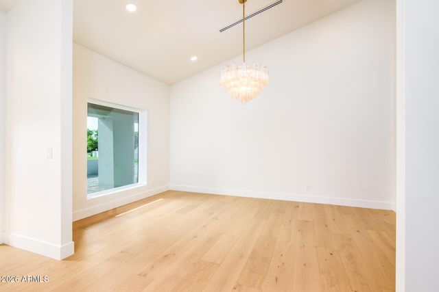 8544 E SAN LORENZO Drive, Scottsdale, AZ 85258