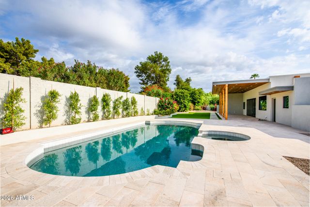 8544 E SAN LORENZO Drive, Scottsdale, AZ 85258