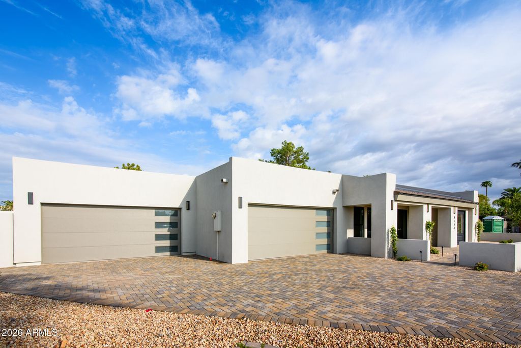 8544 E SAN LORENZO Drive, Scottsdale, AZ 85258 — photo 2