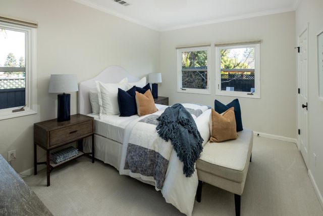 520 E Edith Avenue, Los Altos, CA 94022