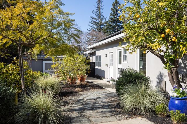520 E Edith Avenue, Los Altos, CA 94022